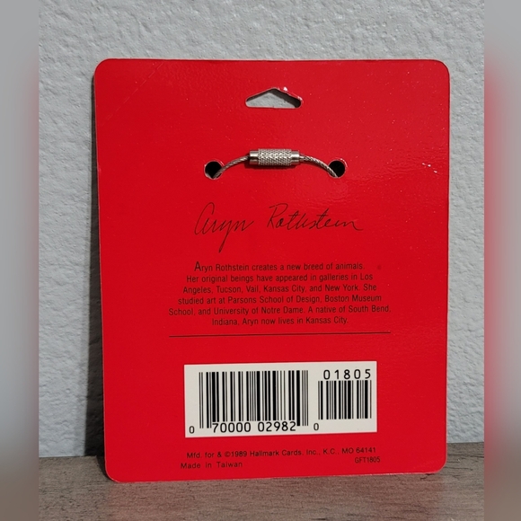 1989 Aryn Rothstein Vintage Keychain Turquoise Blue Spotted Dog In Sync Hallmark - Picture 3 of 6